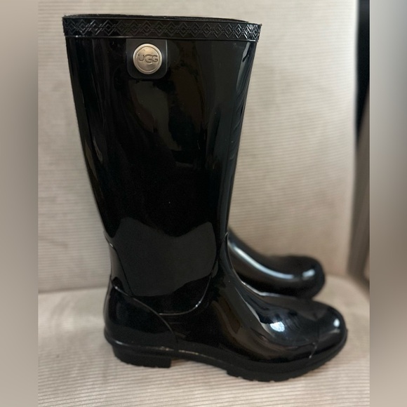 UGG Shaye Black-glossy Rain Boots size 8 - Picture 6 of 11